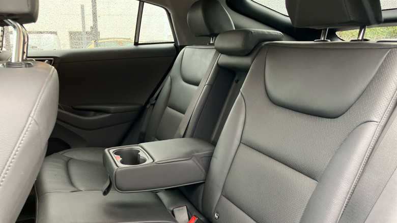 Hyundai IONIQ 100kW Premium SE 38kWh 5dr Auto Electric Hatchback